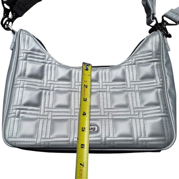 Lug Groove Silver Lux shine metallic crossbody bag vegan leather quilted puffy - Picture 6 of 8